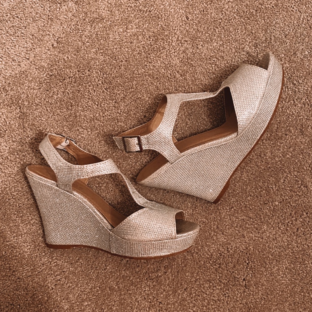 silver sparkly wedges!! price negotiable :))